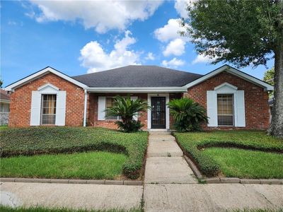 2700 Danbury Dr