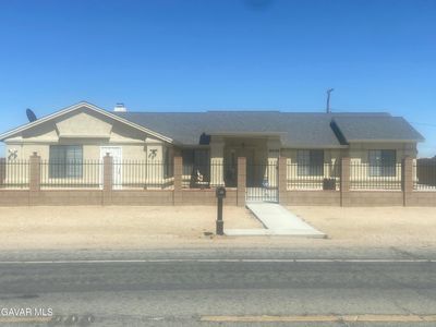 8648 N Loop Blvd