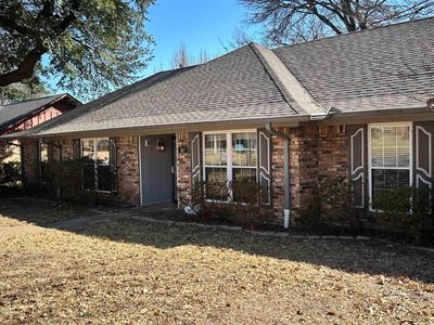 809 David Dr
