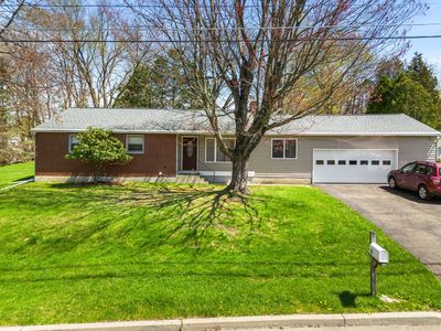 31 Brookside Ave W