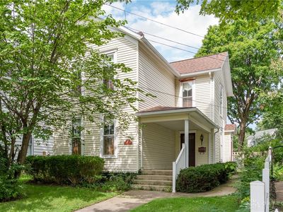 234 Laurel Oak St