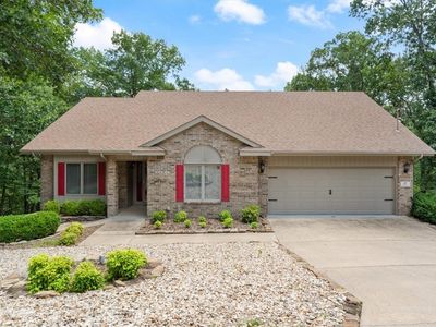 17 Cambria Ln