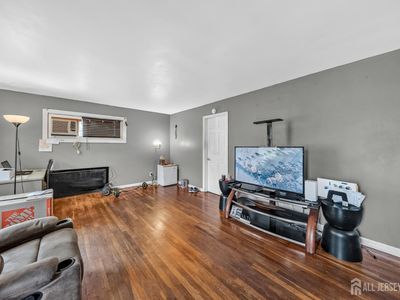 101 Marjorie St