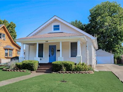 109 Fairlawn Ave