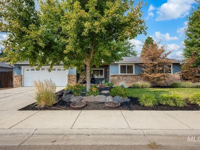 2615 W Rebecca Way