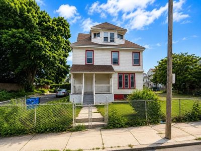29 W Cottage St