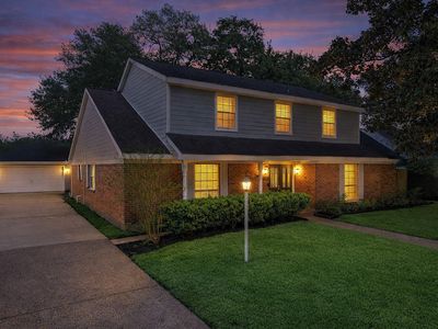 2206 Carriage Ln