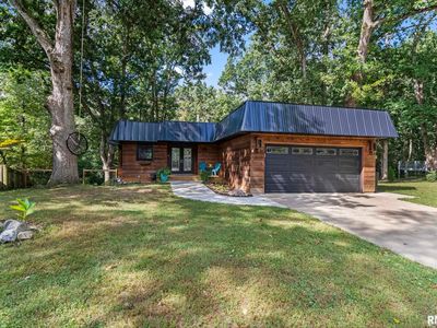 28 Dean Park Dr