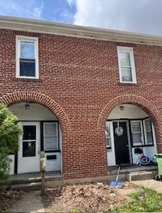 821 & 823 S Ohio Ave