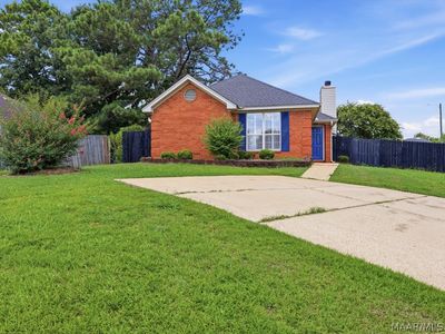 8400 English Oak Loop