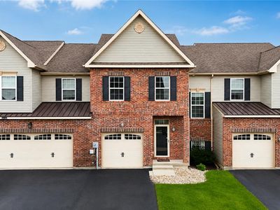 4461 Elmwood Dr