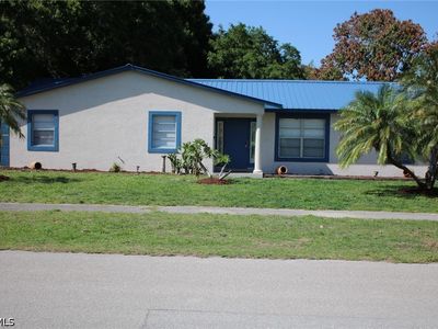 111 E Sugarland Cir