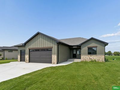 2830 Peterson Ave
