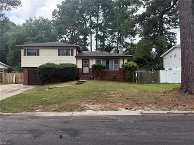 3709 Beacon Ln