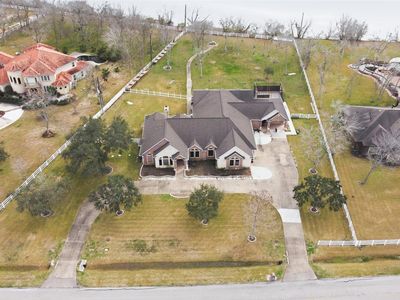 5810 Waterwalk Ct