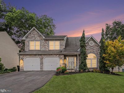 1036 Meadow Dr