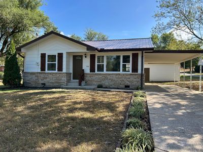 1001 E Benton Avenue