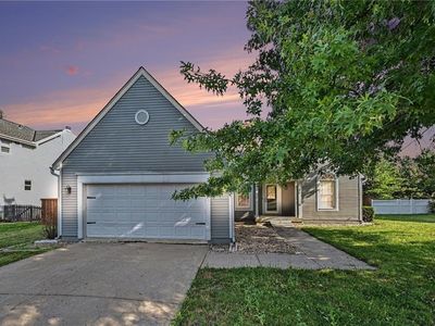 7216 NW 85th St