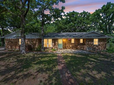 601 Squires Ln
