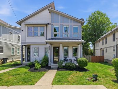 821 Knox Ave