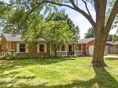 4657 Dogwood Ln