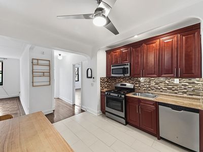 41-42 50th St #4F