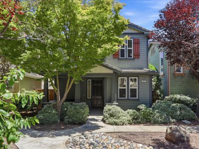 657 Woodland Ter
