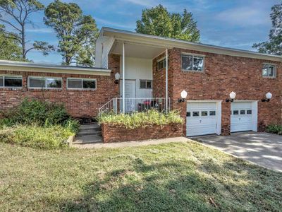 2299 Coretta Ave