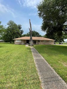 15202 Henry Rd