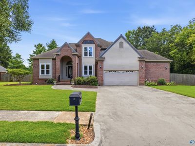 Property at 141 Cheval Blvd SE, Brownsboro, AL