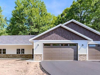 2808 BARCLAY WAY
