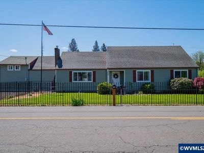 425 Crowfoot Rd