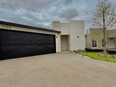 1108 Hebilla Ct