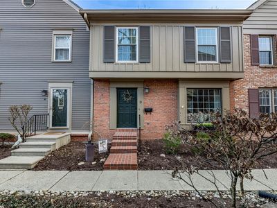 9 Nicholson Ct