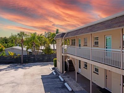 7003 Sunset Way APT 9