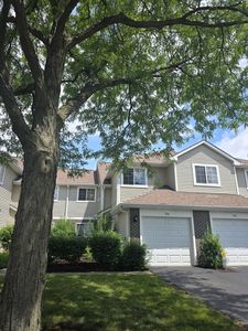 1136 E Cambria South Ln