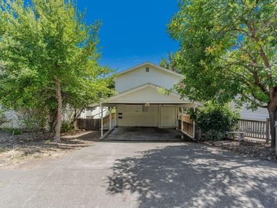 7321 Bodega Avenue