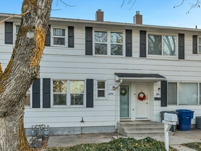 3878 Grandview Dr