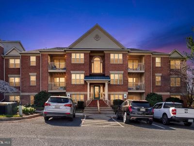 1710 Landmark Dr #1L