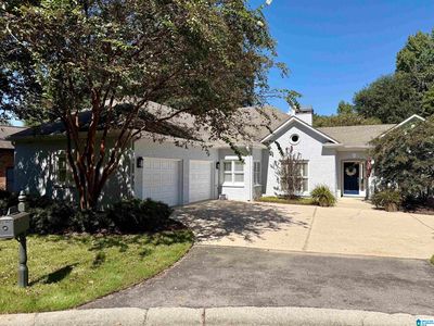 922 Caledonian Way