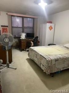 13815 franklin Avenue #111
