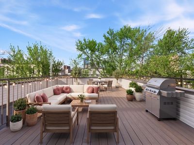 62 Gardner Ave #3