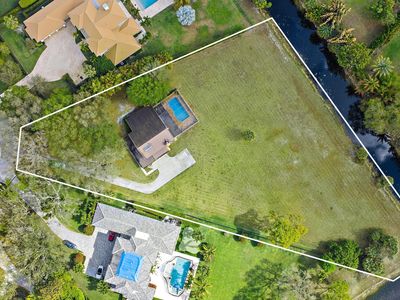 8090 NATIVE DANCER Road E
