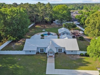 10 Harrington Ln