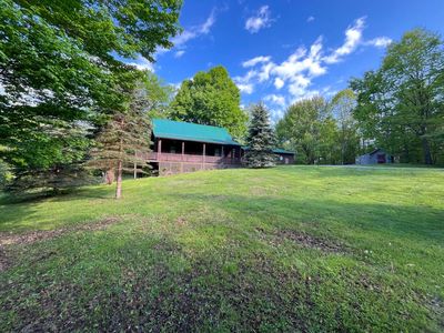 623 Trout Lake Rd
