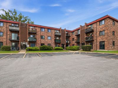 1791 W Algonquin Rd APT 3A