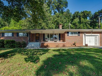 1000 Laurel Ave