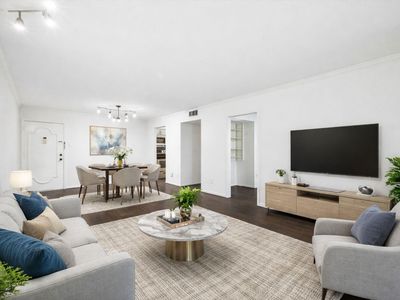 7575 Katy Fwy APT 103