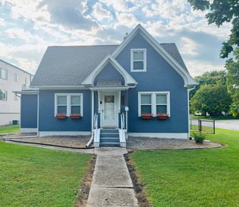 627 Elm Ave