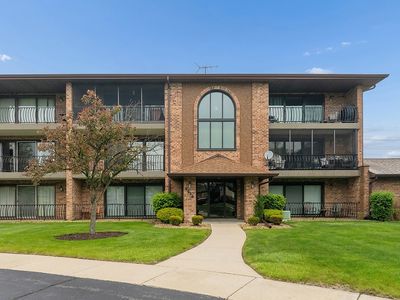 8826 W 140th St #206